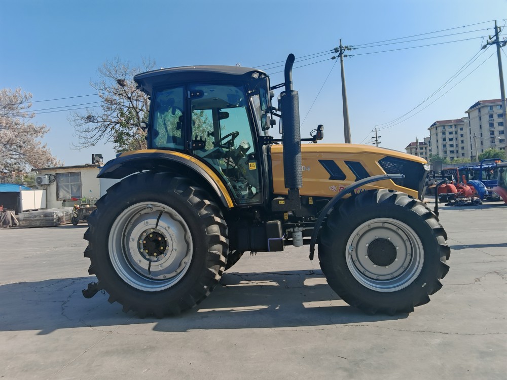 150HP 4WD Industrial Yellow Farm Tractor
