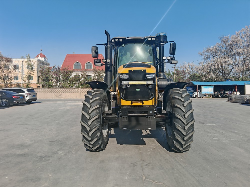 150HP 4WD Industrial Yellow Farm Tractor