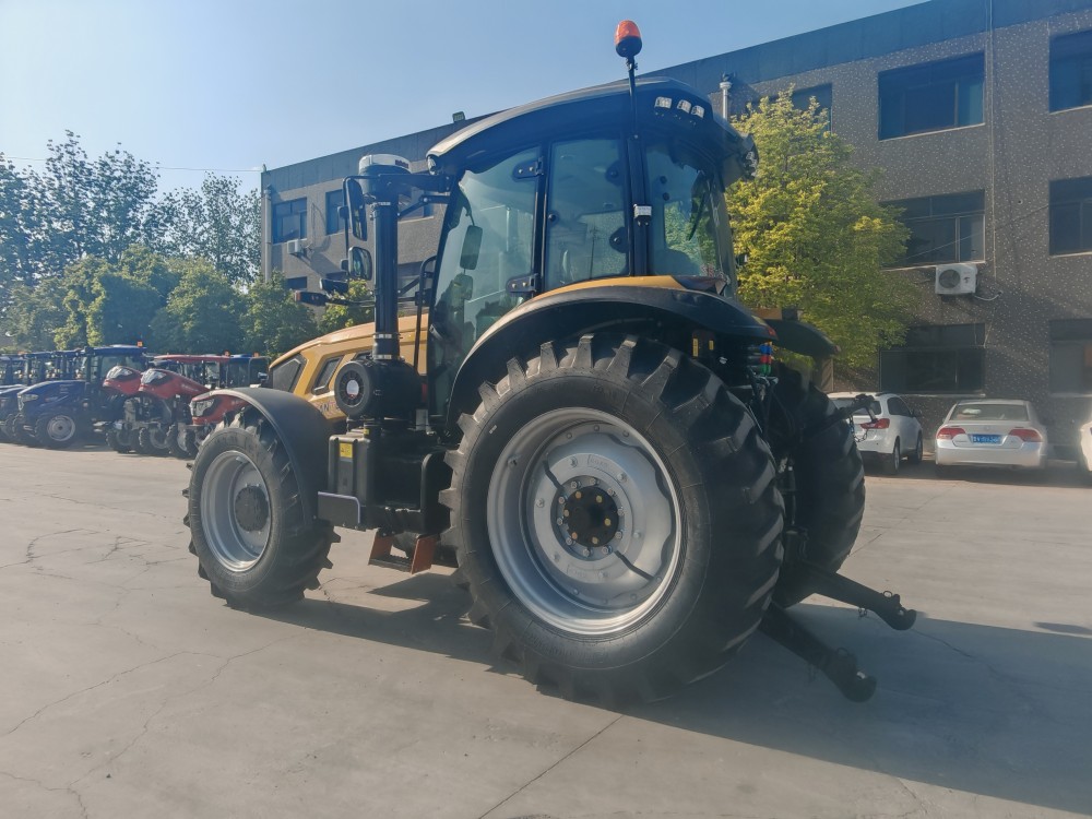 150HP 4WD Industrial Yellow Farm Tractor